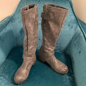 Grey Vegan Boots Zip Back with Gold Accents! Sz9.5